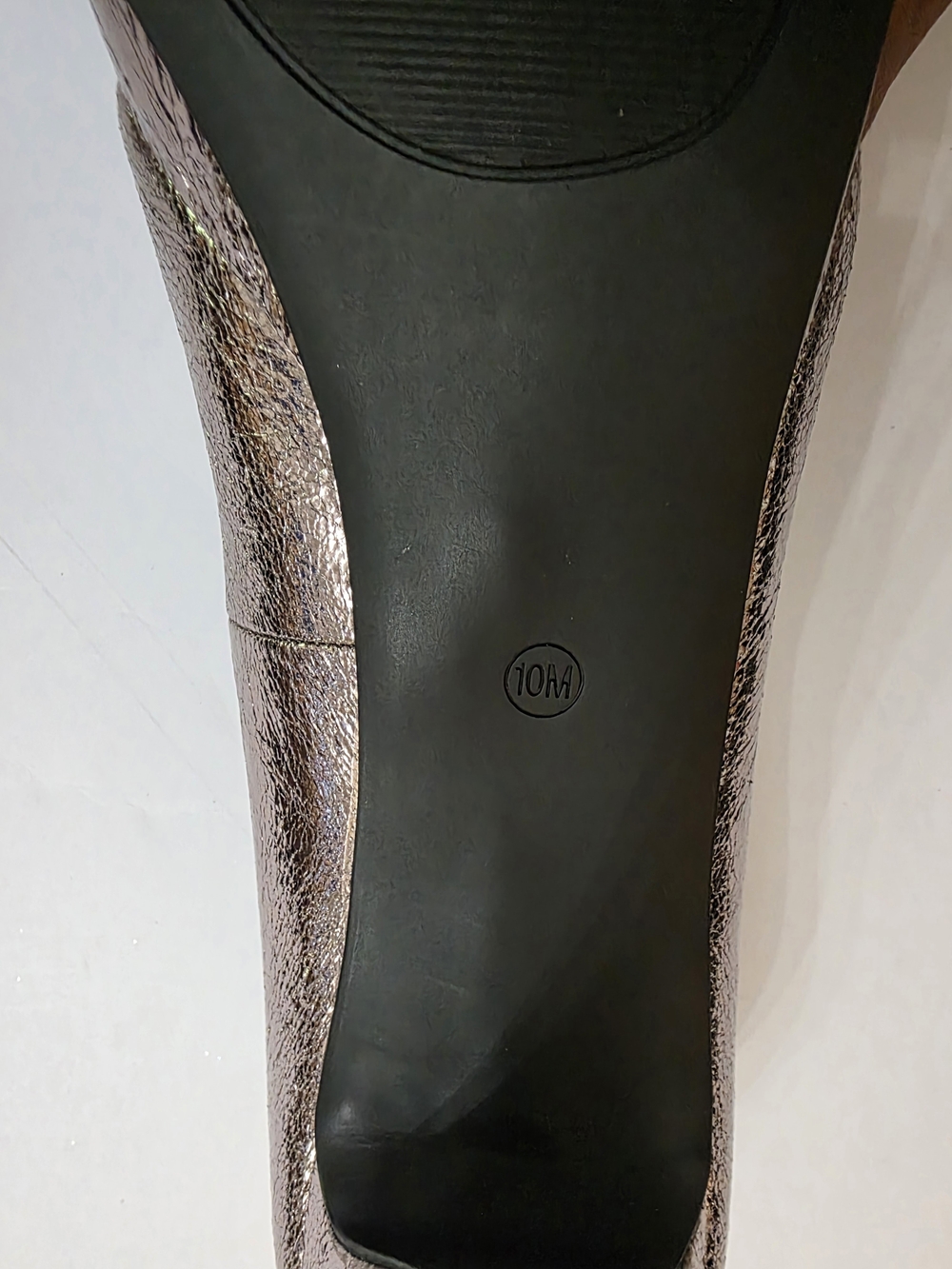 G by Guess Metallic Rose Pumps - Picture 4 of 4